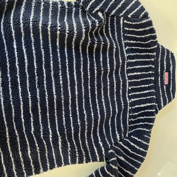 Vineyard Vines Break Stripe Sherpa SuperShep, size small. - Picture 3 of 4